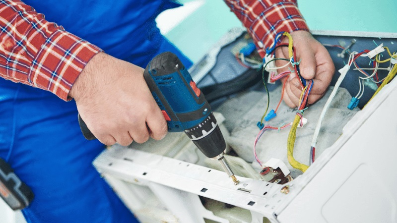 Körfez Mitsubishi Mitsubishi çamaşır makinesi kart tamiri – Su almama arızası orijinal parça ile giderildi. - Teknik servis örneği